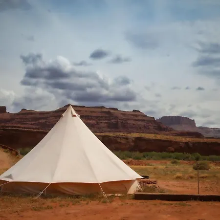 Glamping Family Tent At Private Riverside Ranch